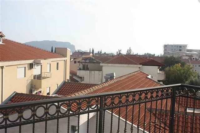 Fully Furnished ApartHotel Near Budva — photo 9