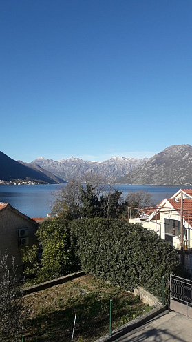 Haus in Dobrota, Kotor