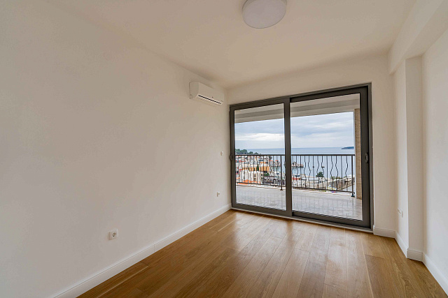 160 m² Sea View Apartment — Pržno, Budva Riviera — photo 12