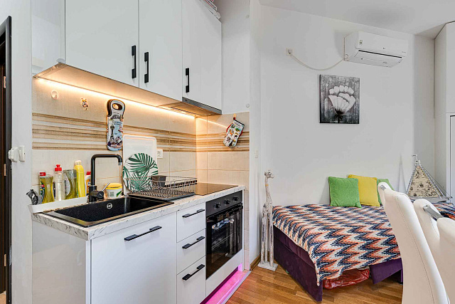 Cozy studio in Becici — photo 21