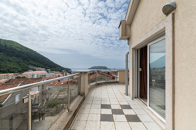 Furnished 1-Bedroom Apartment for Sale in Budva, Lazi – 89m² with Sea View — photo 10
