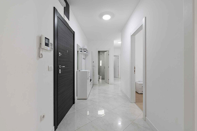 Spacious and Airy Apartment in the Heart of Budva — photo 15