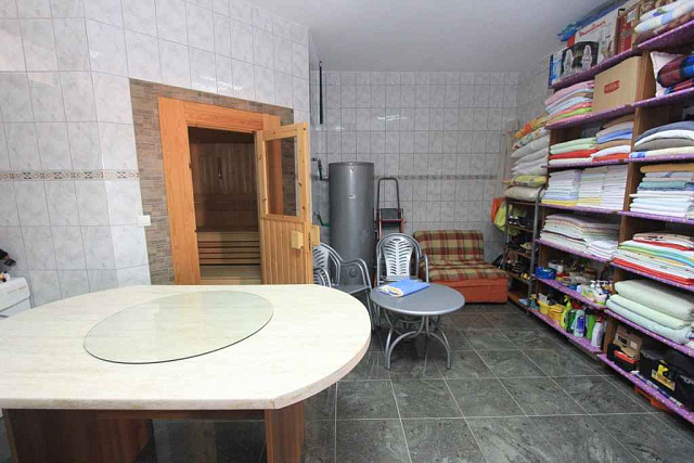 Villa with pool in Petrovac — photo 40
