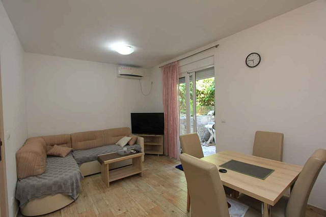 Hotel in Igalo — photo 17