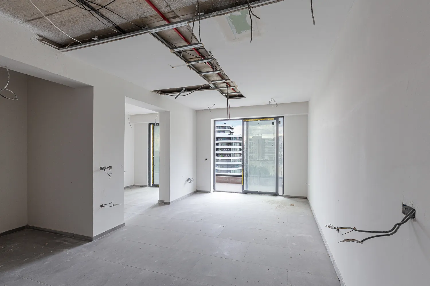 Modern One-Bedroom Apartment in Budva with Optional Garage