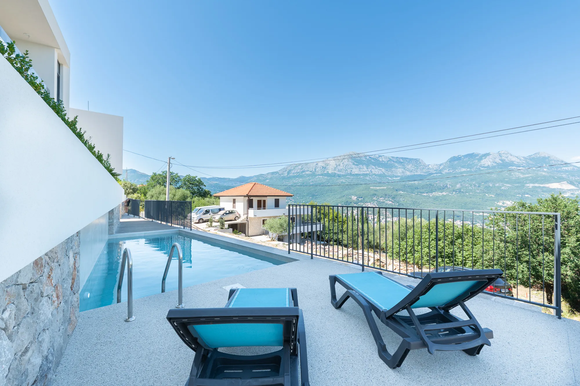  Herceg Novi – Luxury Duplex with Panoramic Bay Views
