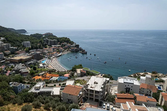 Beautiful plot in an attractive location between Budva and Sveti Stefan, with the approved site development parameters — photo 6