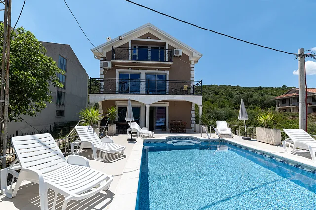 Spacious house with sea views in the picturesque area of ​​Djurashevichi — photo 6