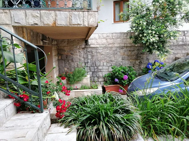 Spacious house in Budva — photo 9