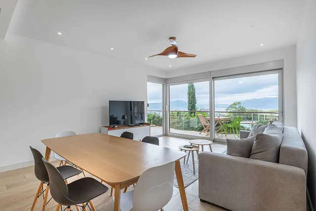 For Sale: Spacious Three-Bedroom Apartment with Sea View and a 40 m² Terrace — photo 10