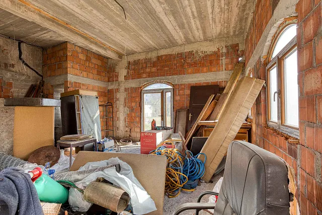 # 6751 Poslovno-trgovinski centar u završnoj fazi na zemljištu od 652 m² u centru Podgorice — photo 1
