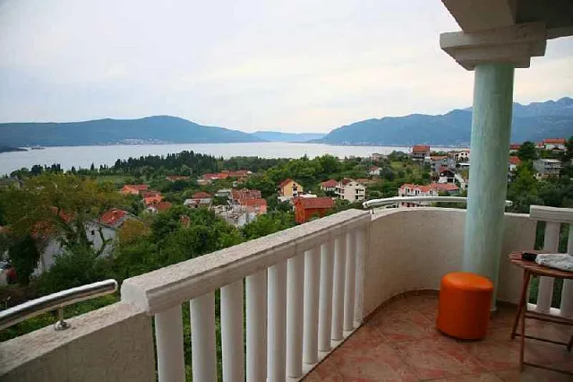 A mini hotel in Tivat — photo 4