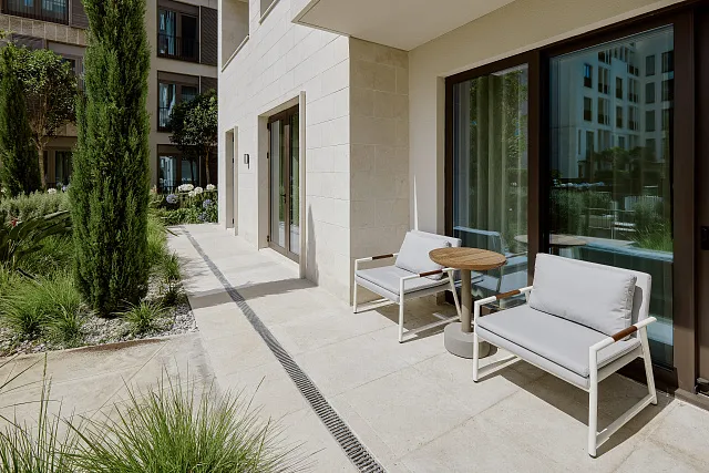 LUXURIOUS TWO BEDROOM APARTMENT — photo 17