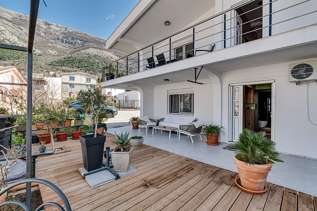 Two-storey spacious house in Sutomore — photo 26