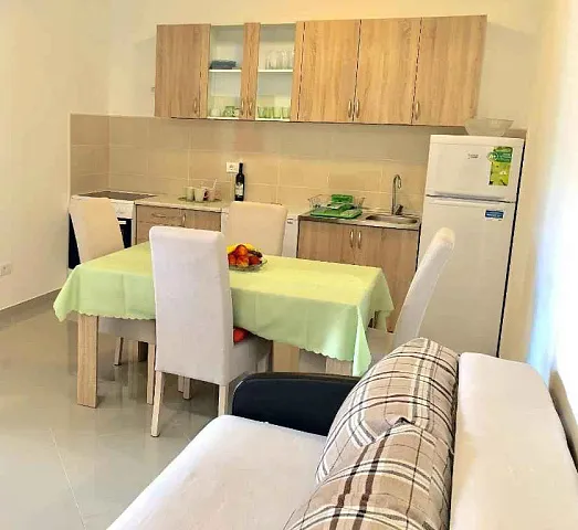 Comfortable apartment near the sea in the center of Bar — photo 4