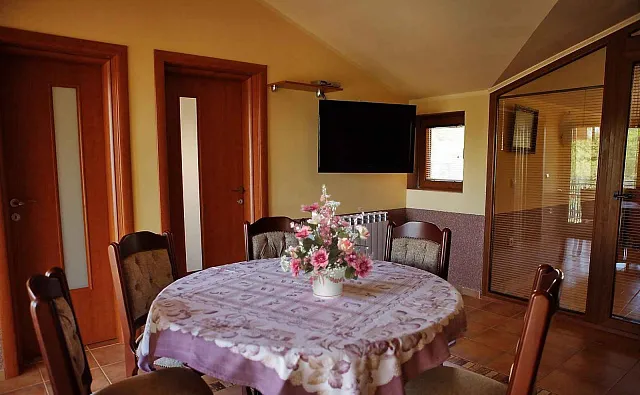 Two Villas in Krimovice with swimming pools and a large plot — photo 11