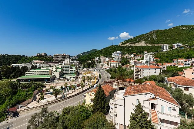 Penthouse in new building in Becici near the sea — photo 40