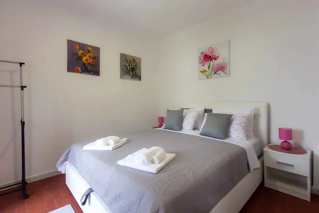 Townhouse by the sea in Dobrota — photo 12