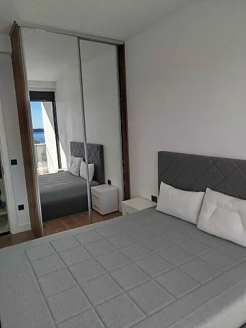 Gemütliche Wohnung in Bečići mit Panoramablick aufs Meer, nahe dem Hotel Splendid — photo 16