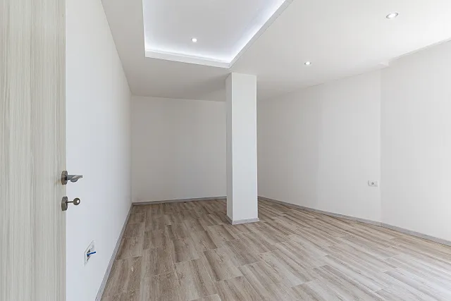 Penthouse in Ulcinj with sea view — photo 21