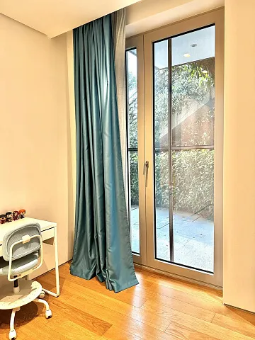 Luxurious apartment in Budva with sea view — photo 11
