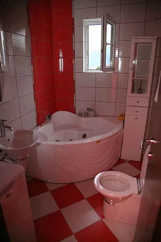 A mini hotel in Tivat — photo 7