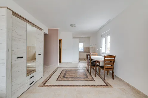 Furnished 1-Bedroom Apartment for Sale in Budva, Lazi – 89m² with Sea View