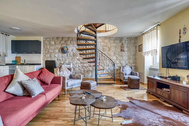 Stunning Stone Villa in Prčanj with Panoramic Bay Views — photo 19