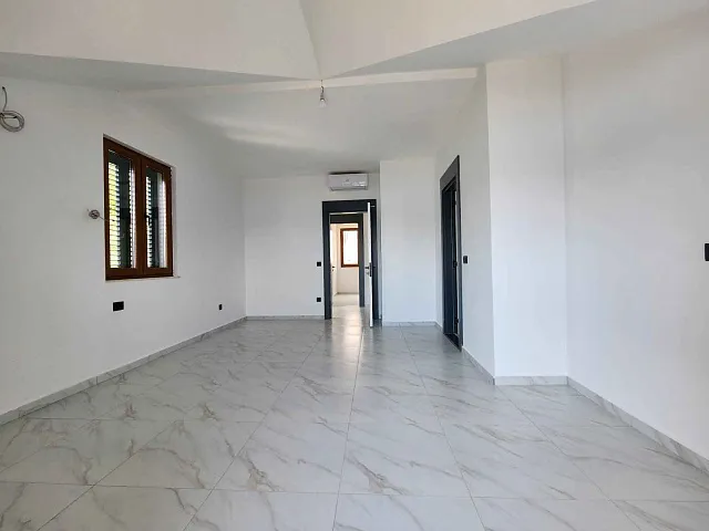 Spacious and bright apartments with panoramic sea views — photo 14