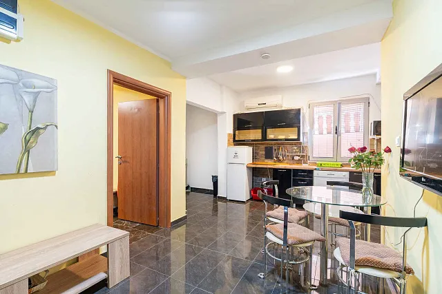 Apartment in Rafailovici with one bedroom — photo 8