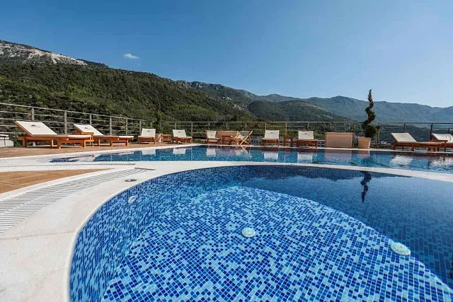 Luxuriöse 2-Zimmer-Wohnung, 64 m², mit Panoramablick auf das Meer – Bečići — photo 32