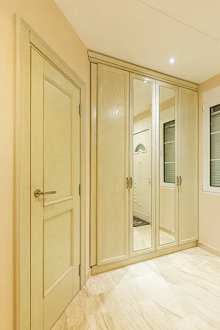 Elegance and serenity in a luxurious villa with natural views. — photo 37