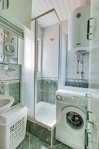 One bedroom apartment in Rafailovici near the sea — photo 16