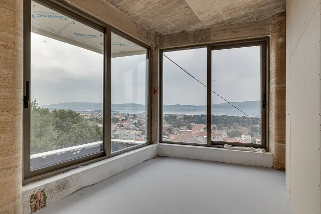 Luxury villa with panoramic views over Porto Montenegro — photo 12