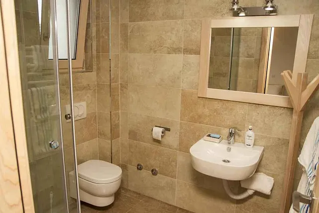 Mini hotel in Sutomore — photo 30