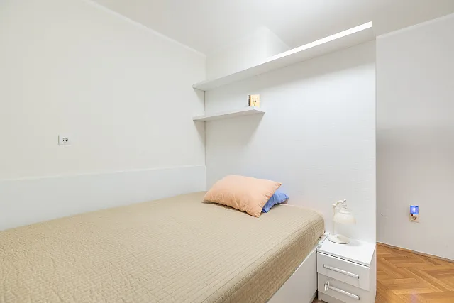 Spacious Sea View Apartment for Sale in Sveti Stefan – 77 m² — photo 5
