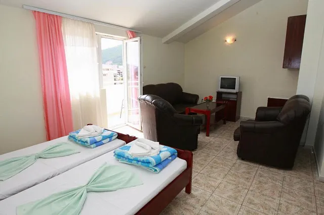 Hotel u Budvi — photo 12