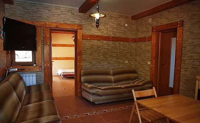 Two Villas in Krimovice with swimming pools and a large plot — photo 12