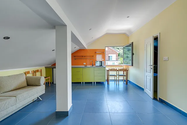 Spacious house with sea views in the picturesque area of ​​Djurashevichi — photo 12