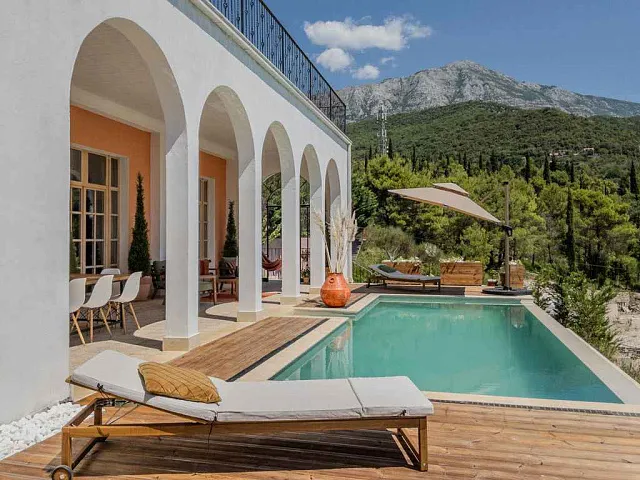 Villa with Pool and Panoramic Sea View  — 354 m² — photo 32