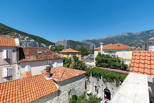 Charming duplex apartment in the heart of the old town of Budva — photo 28