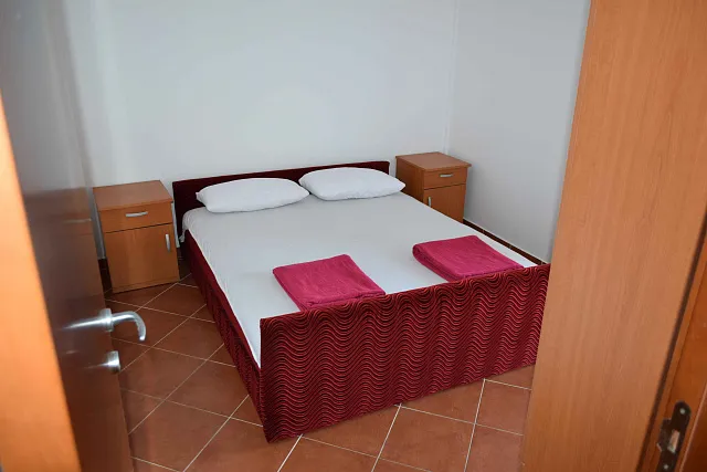 Spacious 3-Bedroom Apartment with Stunning Sea Views — photo 7