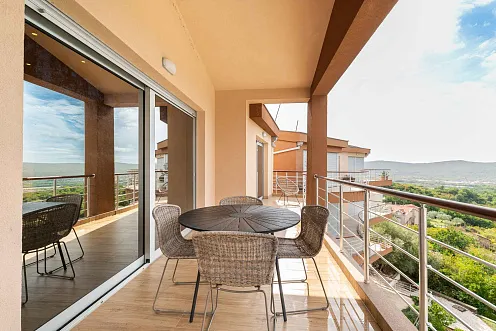 Luxury penthouse with spectacular sea views — photo 3