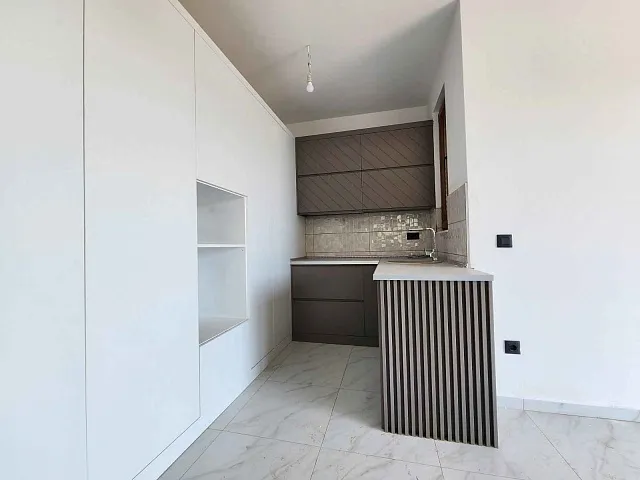 Spacious and bright apartments with panoramic sea views — photo 10