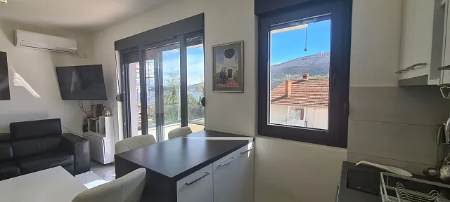 Nice apartment in Djenovici with a sea view — photo 4