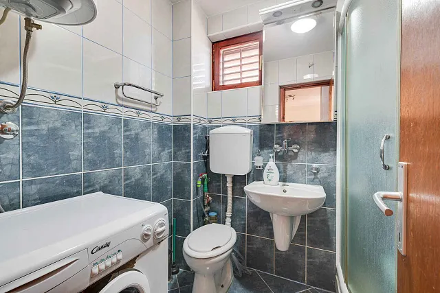 Apartment mit zwei Schlafzimmern in Budva — photo 14