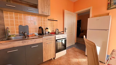 Studio 33m2 mit teilweisem Meerblick in Herceg Novi, Bijela