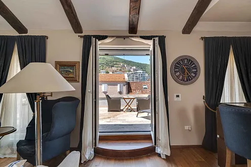 Charming duplex apartment in the heart of the old town of Budva — photo 3