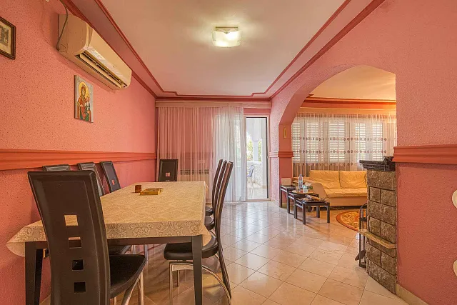House Just 50 Meters from the Sea – Stoliv — photo 21