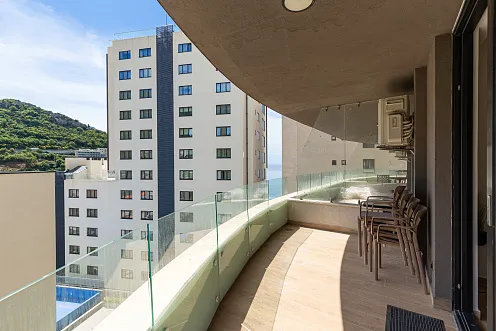 Apartment on the 2nd floor, 81 m², with 2 bedrooms and 2 bathrooms